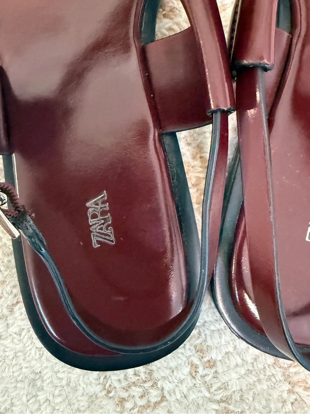 ZARA Burgundy Toe-Ring Strappy Sandals with Silver Accent - Picture 5 of 9